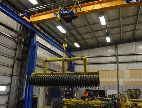overhead crane specialists workstation jib gantry Regina, Saskatchewan