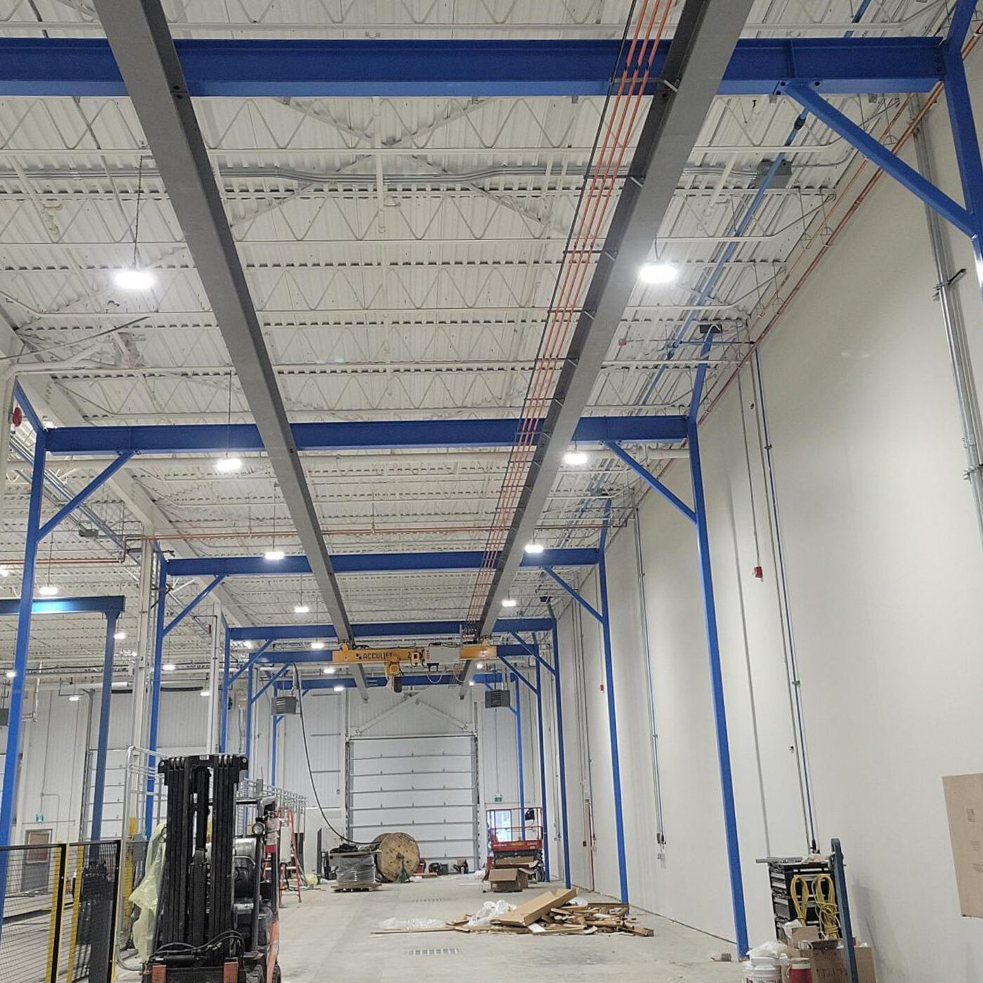 Freestanding OHC Runway System